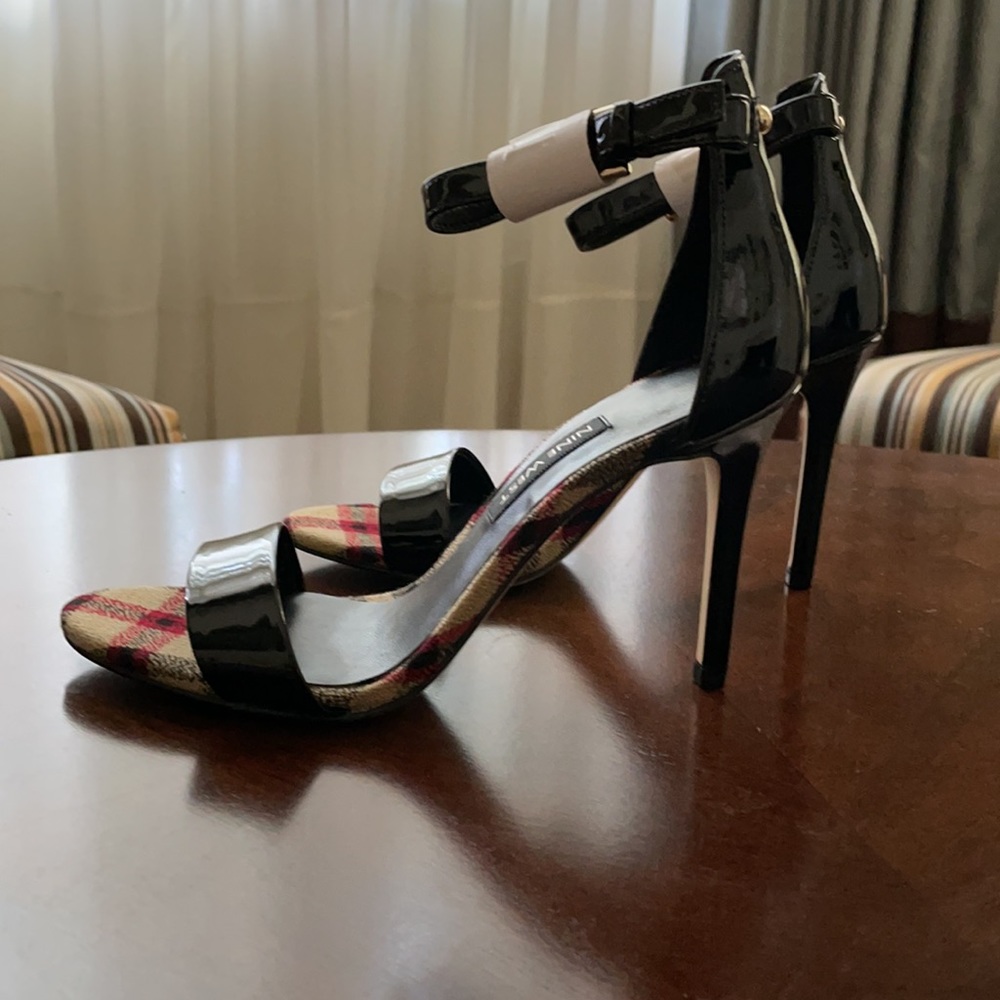 Nine West mana open toe heels